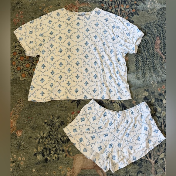 Hill House Other - Hill House Blue Floral Lounge Set
